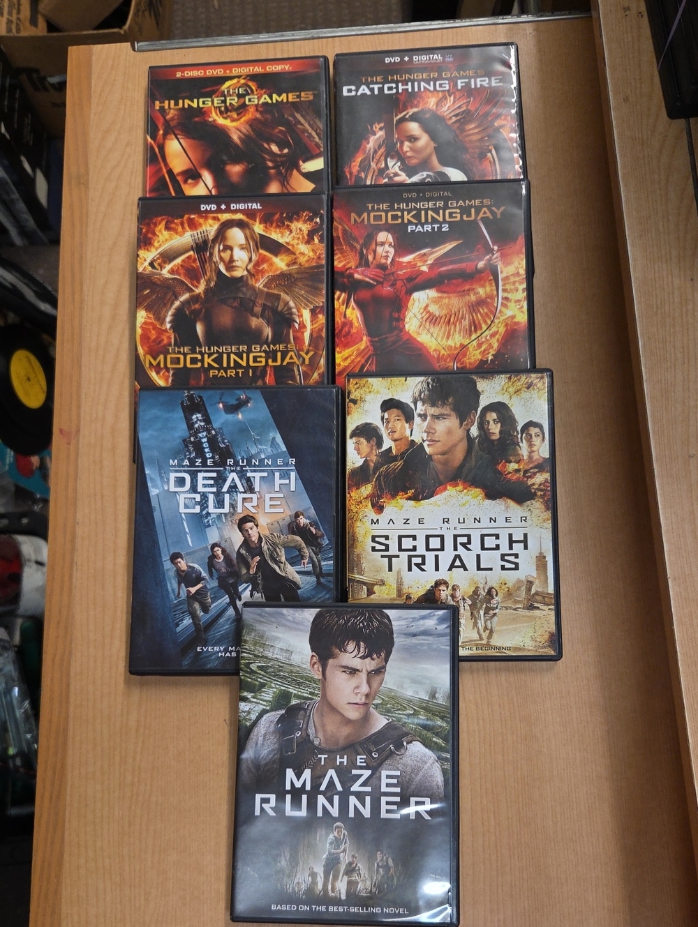 The Hunger Games And Maze Runner Dvd Lot Of 7